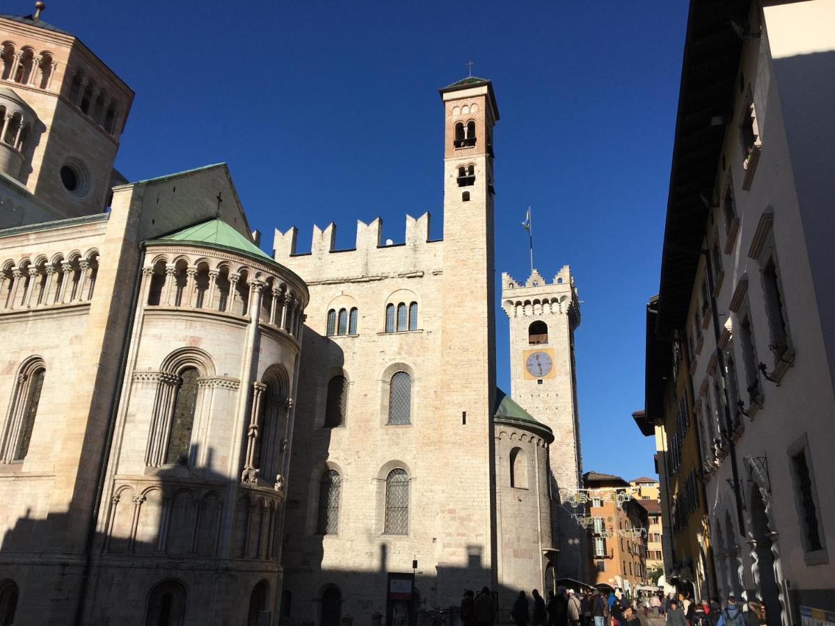 Duomo Flat Lägenhet Trento Exteriör bild